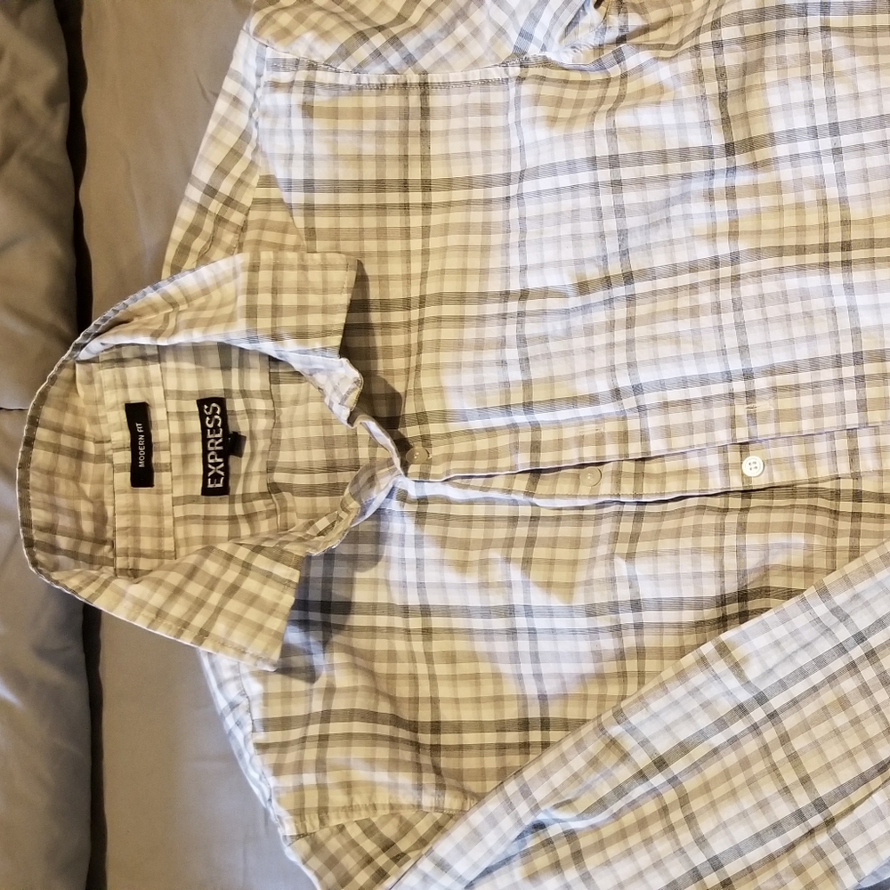 Express button down